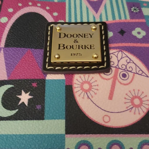 Dooney & Bourke - Disney It's a Small World - Shoulder Bag - Picture 2 of 16